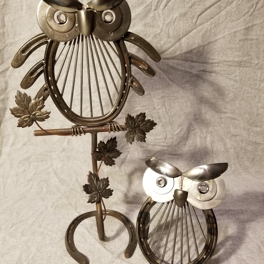 Owls made from horseshoes.hand made